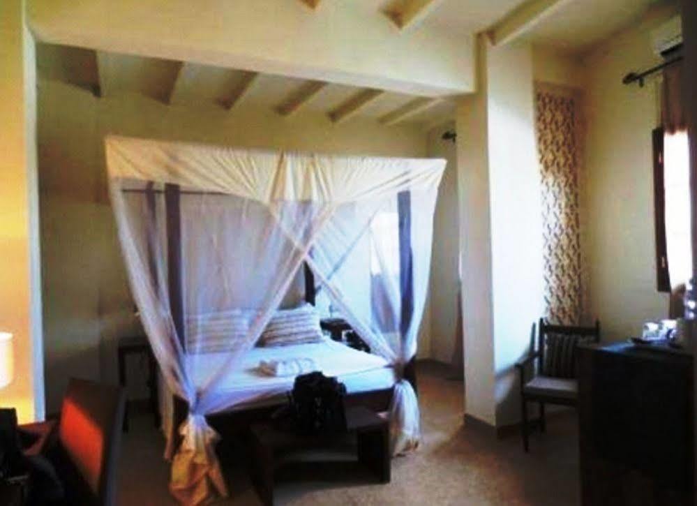 Mashariki Palace Hotel Zanzibar ภายนอก รูปภาพ